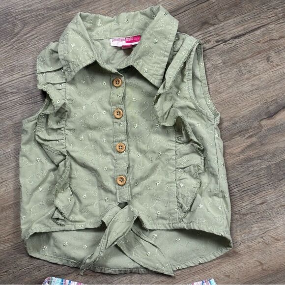 Penelope Mack Girl Two Piece Outfit Sleeveless Button Down Top and Shorts Size 5 - Picture 4 of 6